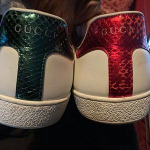 men Authentic Gucci sneakers